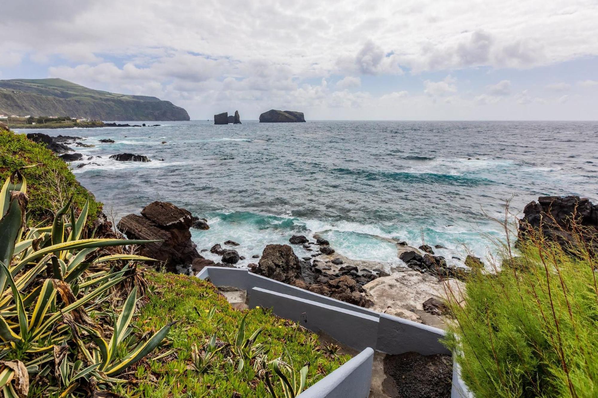 Mosteiros Natural Pool House Villa Exteriör bild